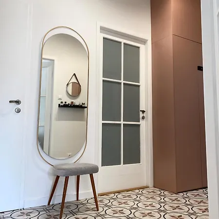 Frana By Ellements In Old Town With Balcony Lejlighed