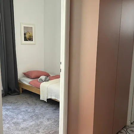 Apartment Franakrala In Old Town With Balcony *