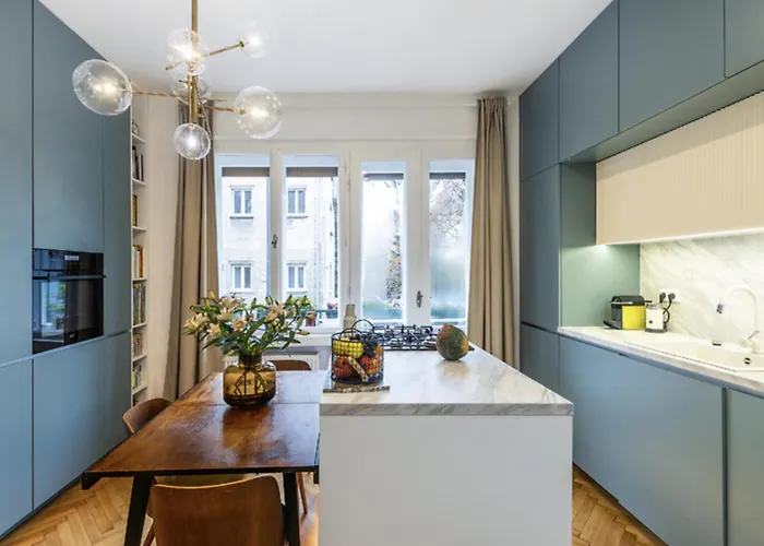 Frana By Ellements In Old Town With Balcony Apartment